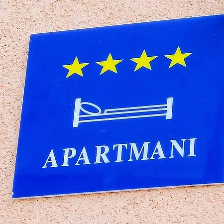 Gudelj Apartament *