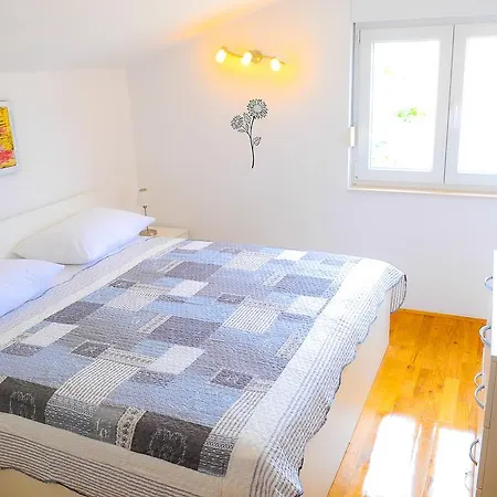 Apartament Gudelj *