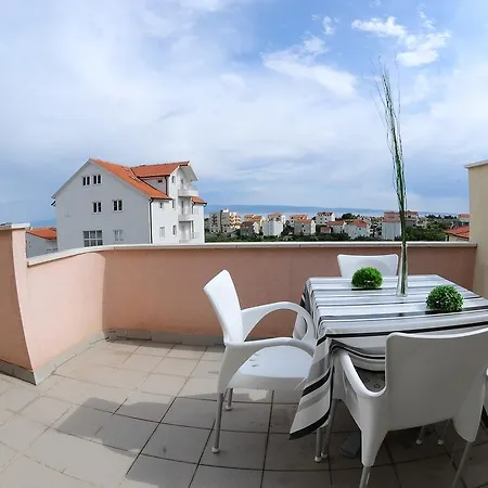 Apartament Gudelj *