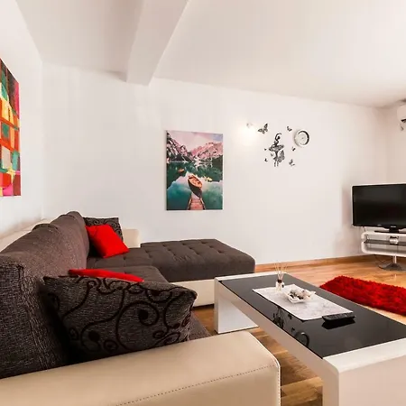 Apartament Gudelj *